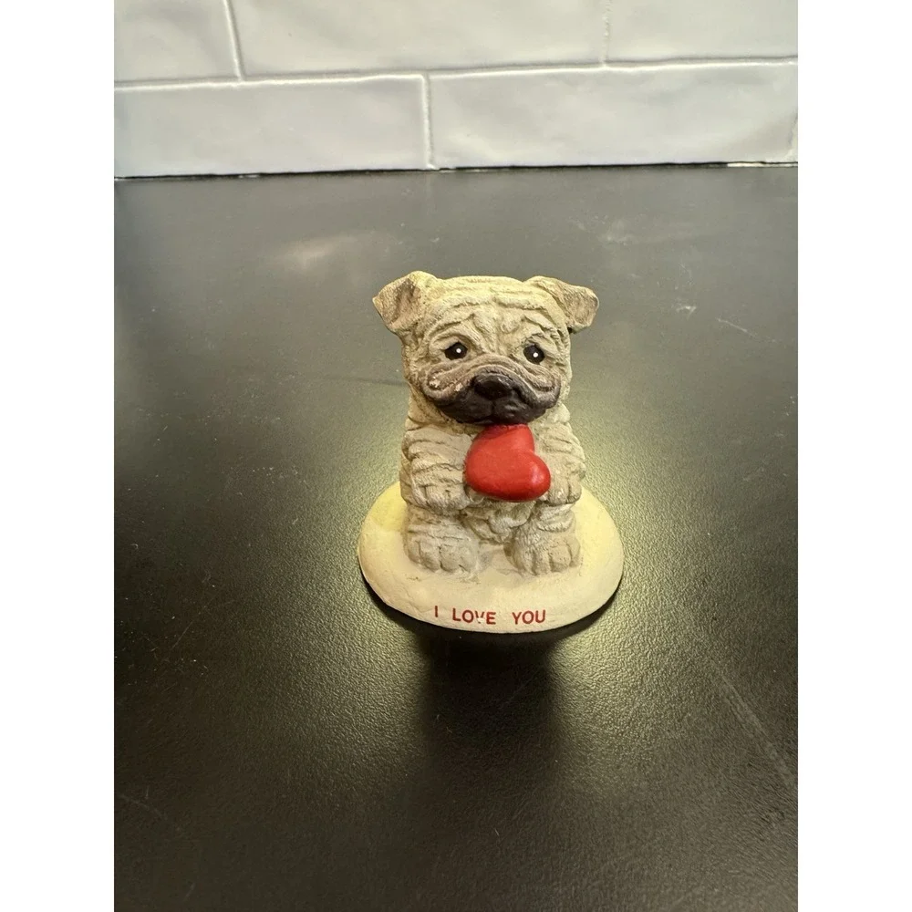 Vintage Russ Berrie I Love You Shar-Pei Pug Dog Puppy Red Heart Figurine No.5291